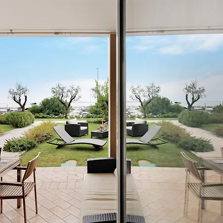 דירה Dani Garda View מנרבה דל גארדה