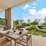 Dani Garda View 公寓 *